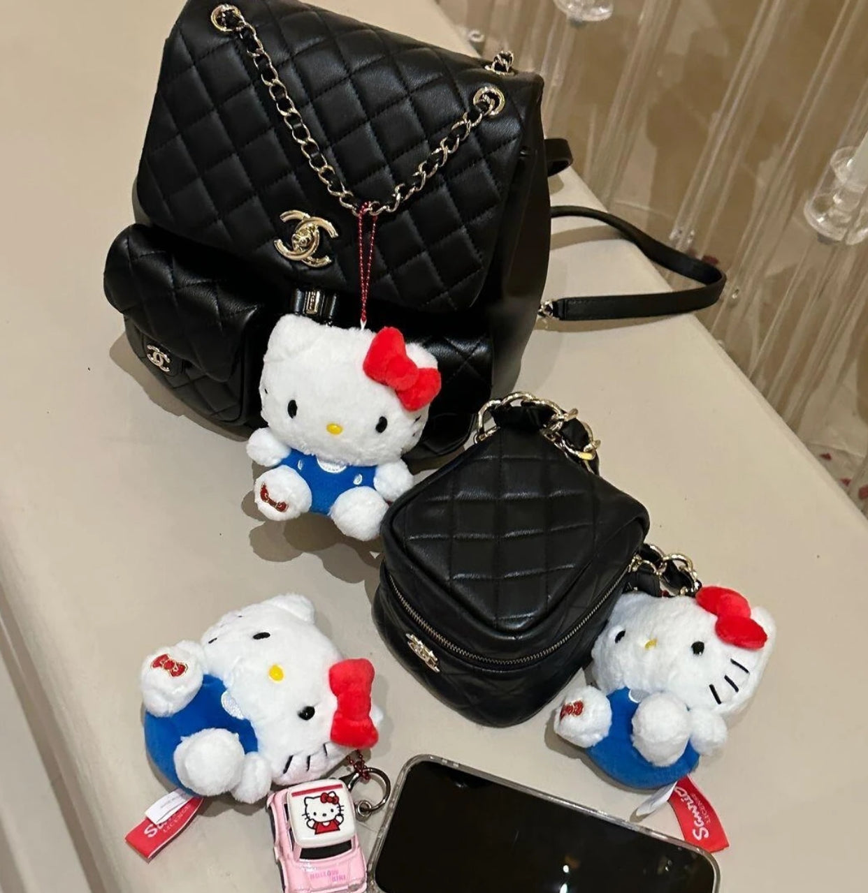 (Seoul Limit) HelloKitty Korea Limited 50th Anniversary Keychain